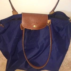 Reposhing Authentic Longchamp tote